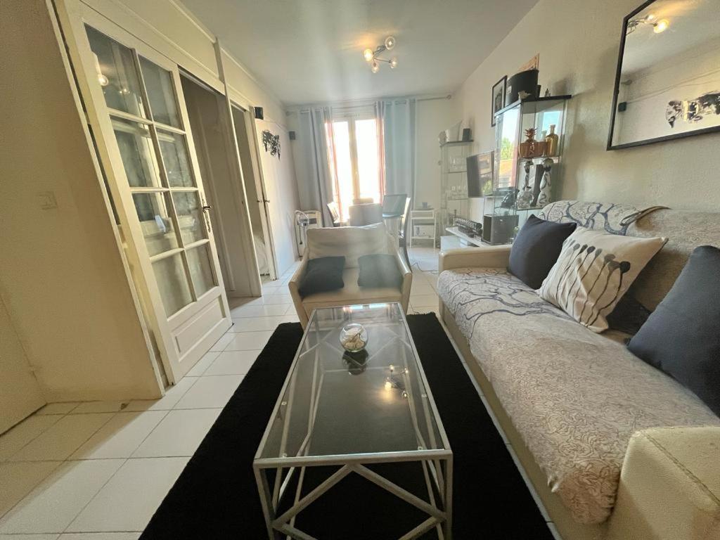 Appartement Coeur De St Tropez Сен Тропе Екстериор снимка